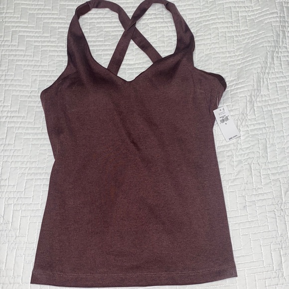 GAP Tops - NWT Gap Workout Tank Top